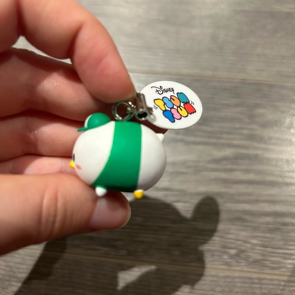 Louie from huey dewey louis tsum tsums - Picture 2 of 5